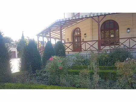 vente commerce 70 pièces 2459 m² la roche-posay (86270)