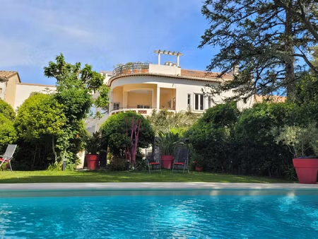 vente maison 12 pièces 250 m² avignon (84000)