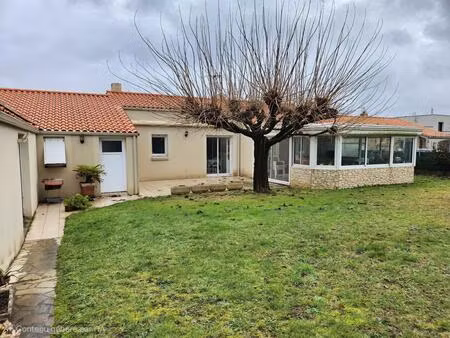 vente maison 5 pièces 141 m² saint-philbert-de-bouaine (85660)