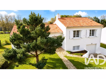 vente maison 6 pièces 131 m² vairé (85150)