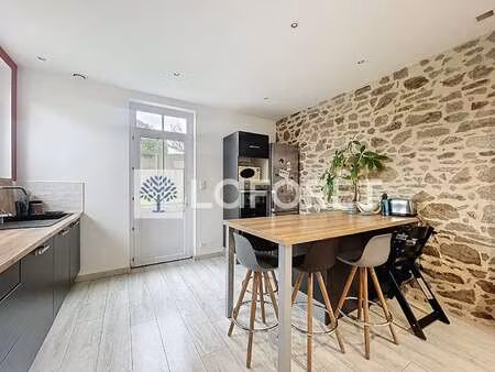 vente maison à bressuire (79300) : à vendre / 108m² bressuire