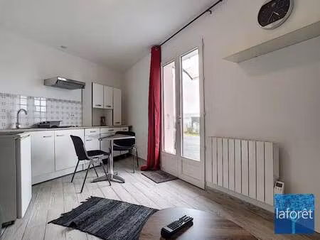 location appartement t1 meublé à la roche-sur-yon (85000) : à louer t1 meublé / 21m² la ro