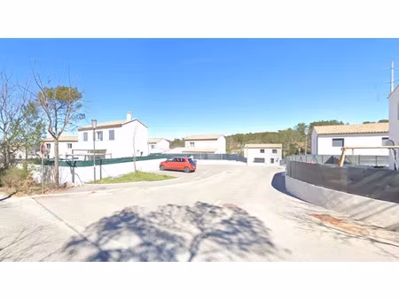 vente terrain 177 m² à rocbaron (83136)  80 000 €