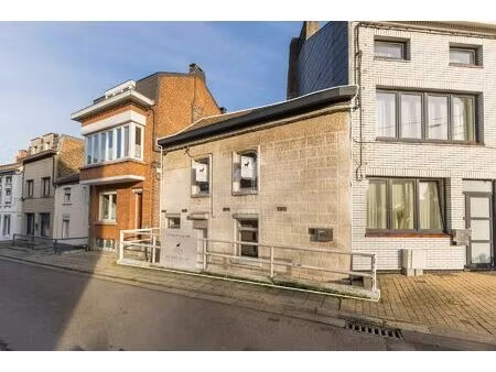 maison à louer à rue de l'école de marcinelle ( anciennement rue de la régence ) 6 marcine