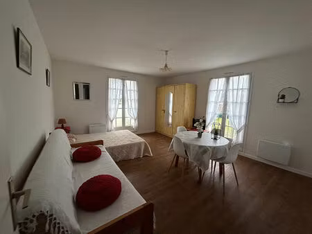 appartement la roche posay 1 pièce(s) 31m²