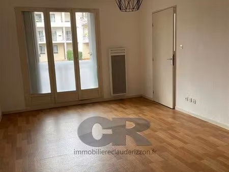 f2 avec parking et cave - bd des aiguillettes villers-les-nancy