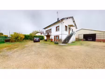 maison de 124m2 avec grand hangar de 475m2