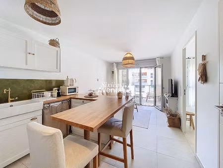 mougins tournamy bel appartement 2 pièces meublé