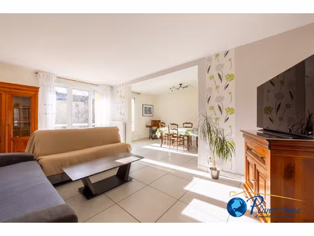 saint-priest en jarez / appartement t5 de 103 m2 avec terras