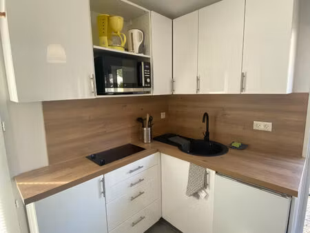 talence- rue jean zubieta-studio meublé d'environ 19m²