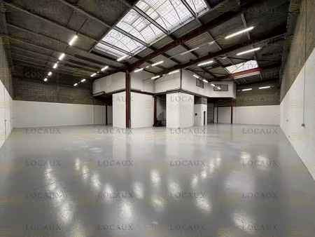 a louer - local d'activité 557 m² - le-thillay