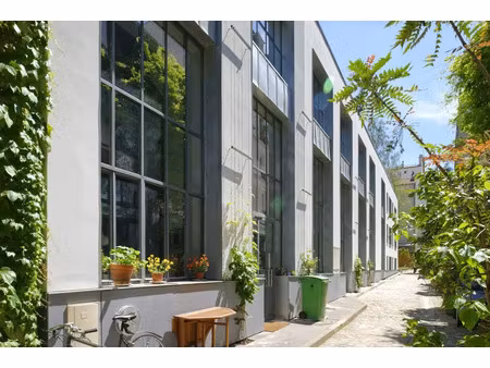 atelier de 38m² avec réserve - paris 10 - villa du lavoir