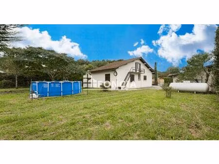 maison à rénover grand terrain mouguerre