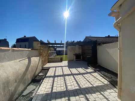 thouars - maison à louer 4 chambres proche de la place lavault