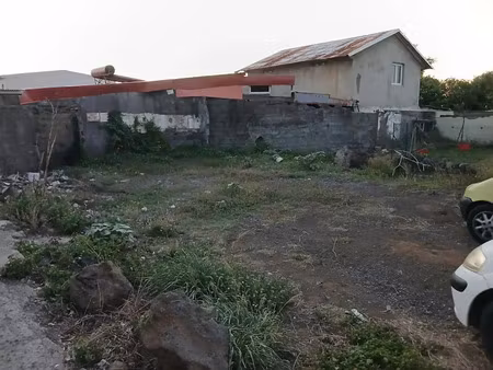 vente terrain 217 m² à saint pierre (97410)  229 000 €