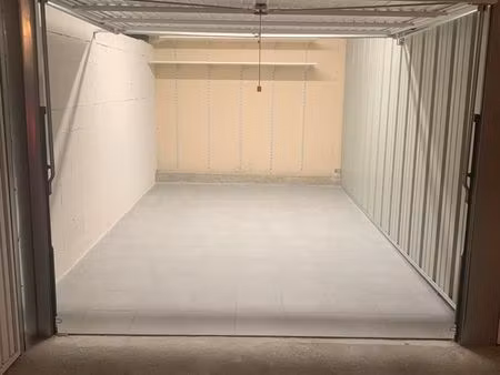 location garage dans résidence sécurisée