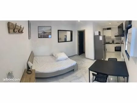 studio meublé  équipé  proche commodités