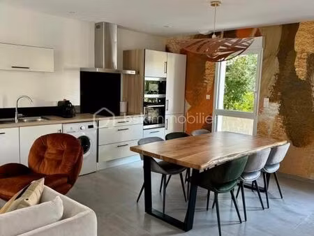 maison 4 pièces 80 m²