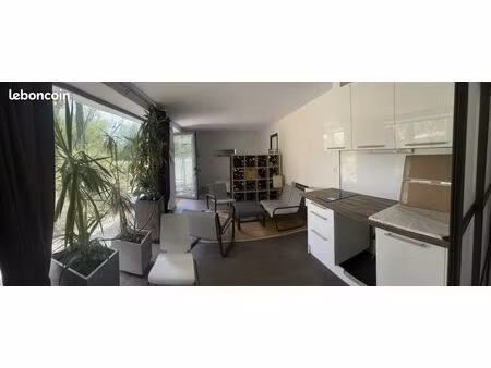 studio 1 pièce 25 m²