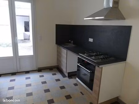 maison de ville 3 pièces 105 m²