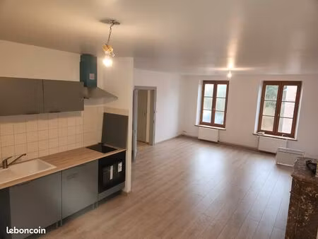 appartement 3 pièces cuiry-lès-iviers