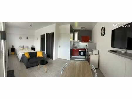 studio meublé 35m2+pièce annexe+place de parking