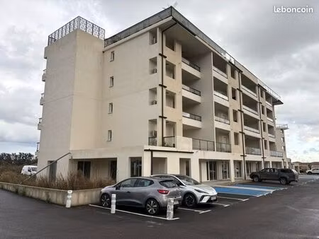 bel appartement terrasse +2 parking