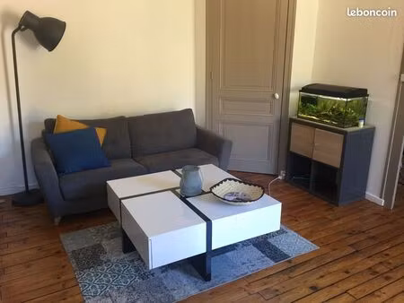 t2 - 51 m² excellent etat - st just