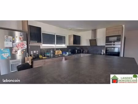 maison 4 pièces 132 m²