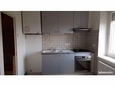 location appartement t3 de 62 m² vide