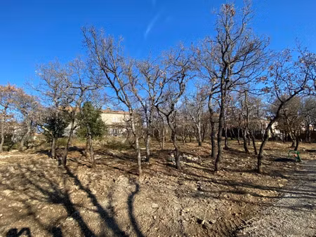 vente terrain 820 m² à forcalquier (04300)  120 000 €
