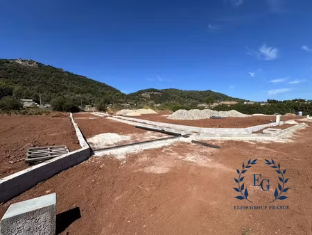 vente terrain 469 m² à gonfaron (83590)  127 000 €