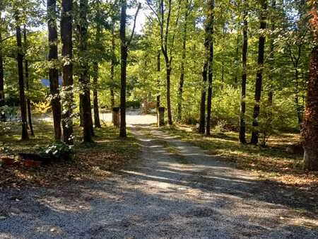 superbe terrain constructible de 4233m2 à neuville