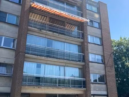 appartement rdc 2 chambres terrasse jardinet garage