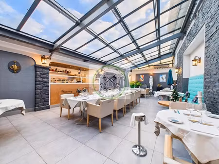 vente locaux professionnels 178.1 m² à saint-raphael (83700)  172 800 €