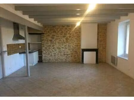 location maison à gironde-sur-dropt (33190) : à louer / 85m² gironde-sur-dropt