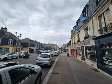 vente locaux professionnels 99 m² à versailles (78000)  450 500 €