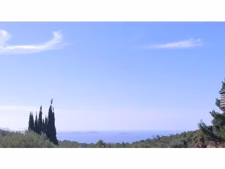 vente terrain 1944 m² bandol (83150)