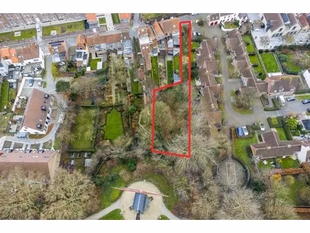 uniek lot grond in centrum brugge met zicht op de kruisvest