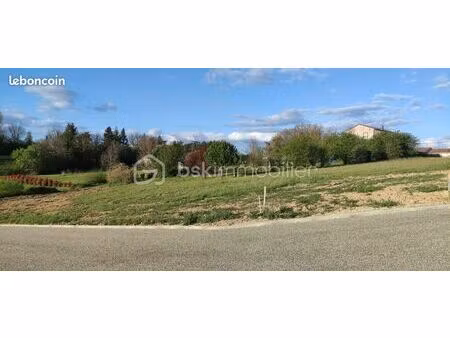 terrain 1 043 m² genebrieres
