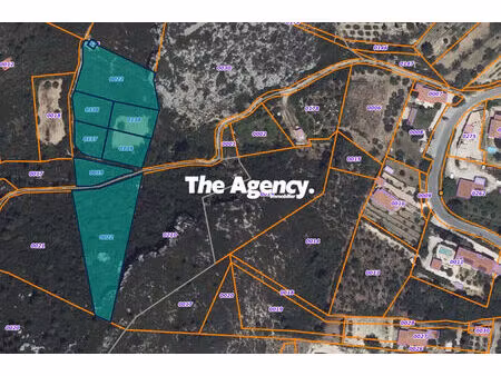 vente terrain 5733 m² roquevaire (13360)