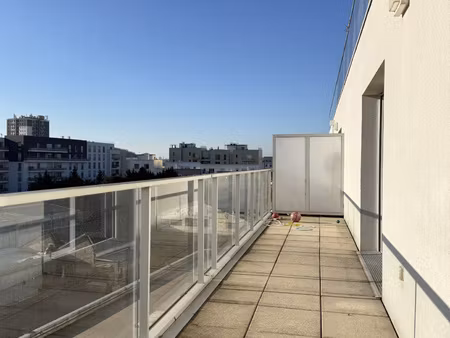 lumineux studio 30m2 - romainville proche ligne 5