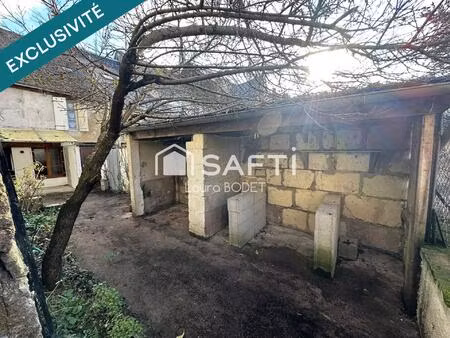 maison familiale à rénover dans la belle ville de chinon