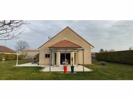 maison 8 pièces 180m2 révisé à 298000