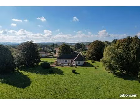 maison à rénover et terrains constructibles avec vue