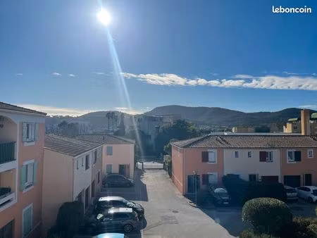 à louer – appartement t4 meublé de 92 m² – hyères ouest