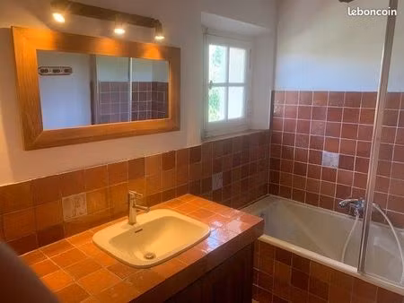 beau studio proche lycee international luynes