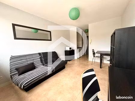 studio 1 pièce 19 m²