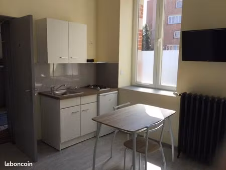 loue studios meublés étudiant prox fac de droit de douai