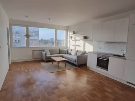 part loue meuble 63m2 grand boulevard